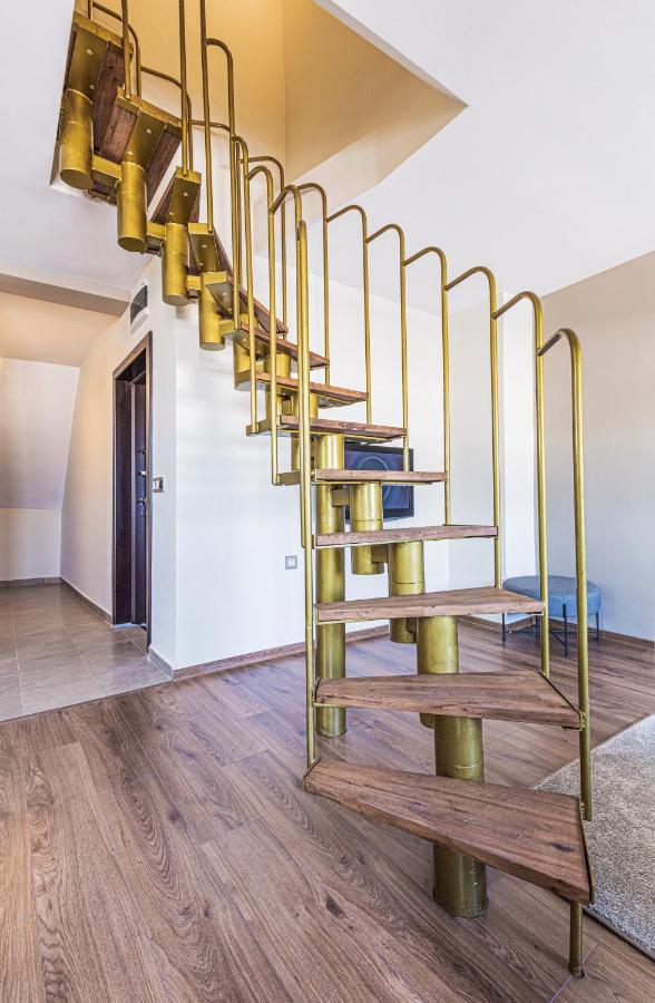 Fancy 1Bd Penthouse With Terrace Near The Centre By Flat Mаnager Lejlighed Plovdiv Eksteriør billede